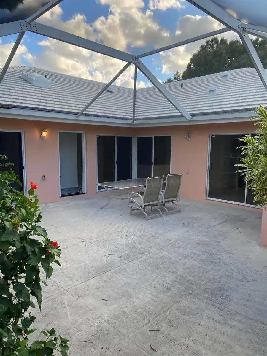 2102 Appleton Court, Palm Beach Gardens FL 33403 photo 3