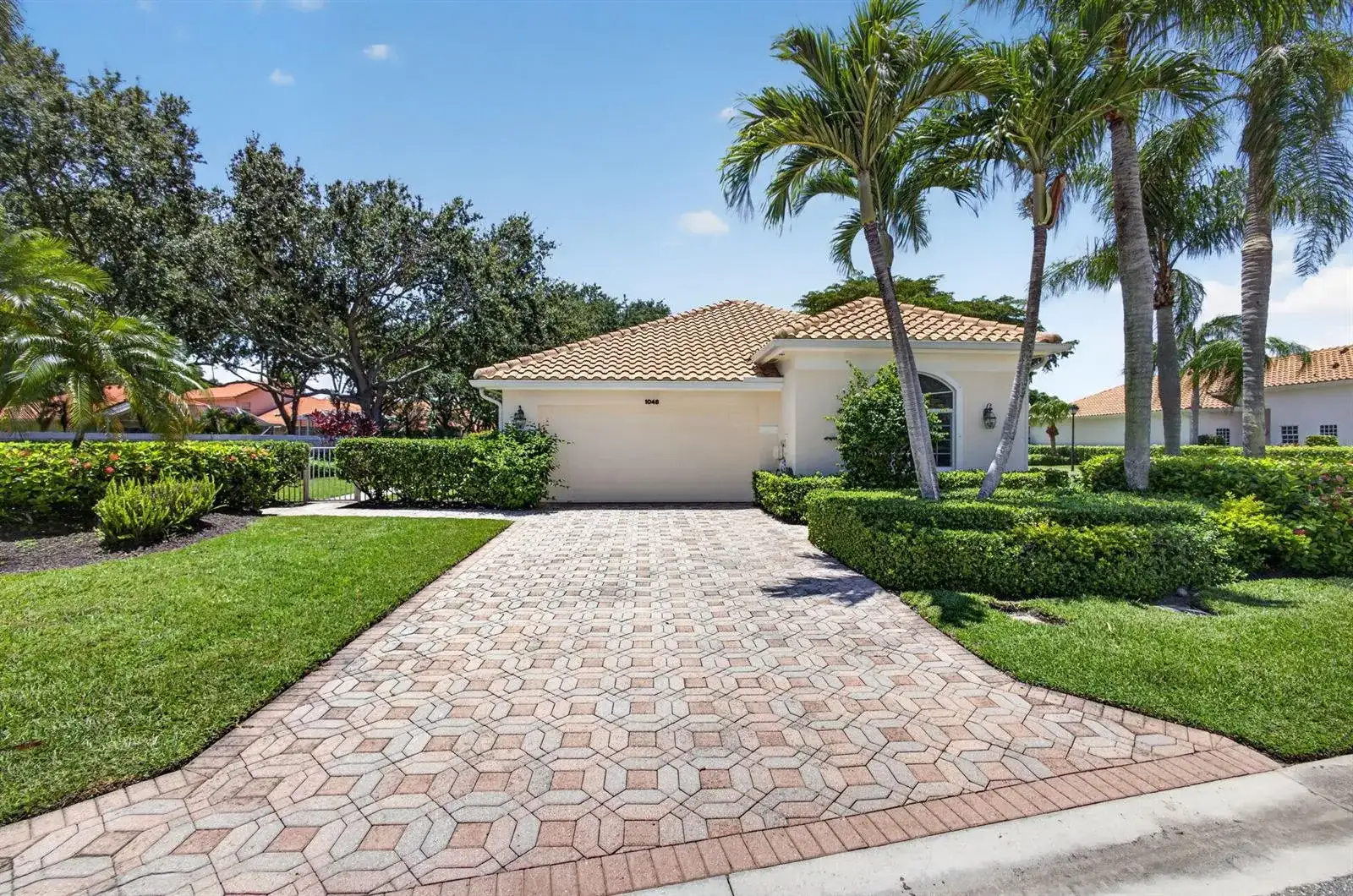 1048 DIAMOND HEAD Way, Palm Beach Gardens FL 33418 photo 3