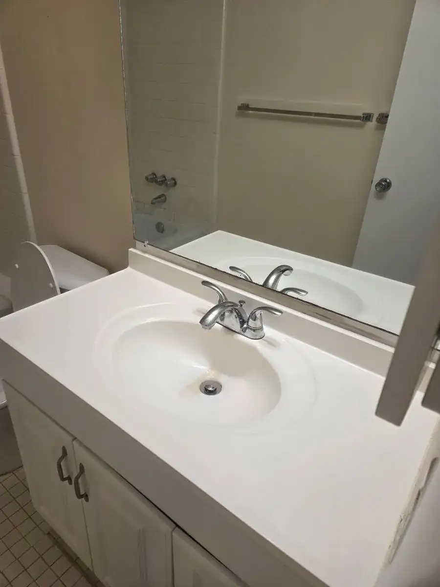 2302 SUNRISE Boulevard # 105, Fort Pierce FL 34982 photo 2
