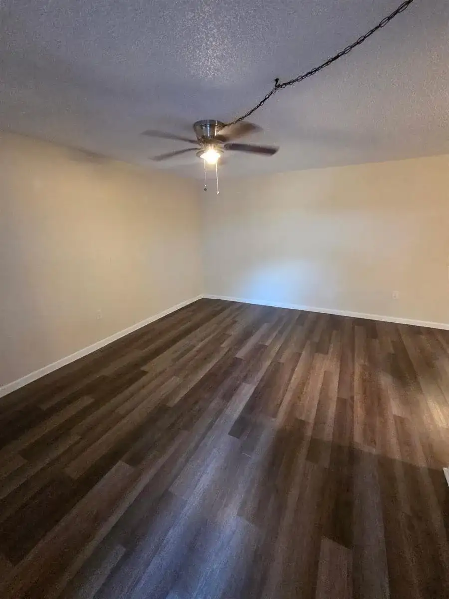 2302 SUNRISE Boulevard # 105, Fort Pierce FL 34982 photo 4