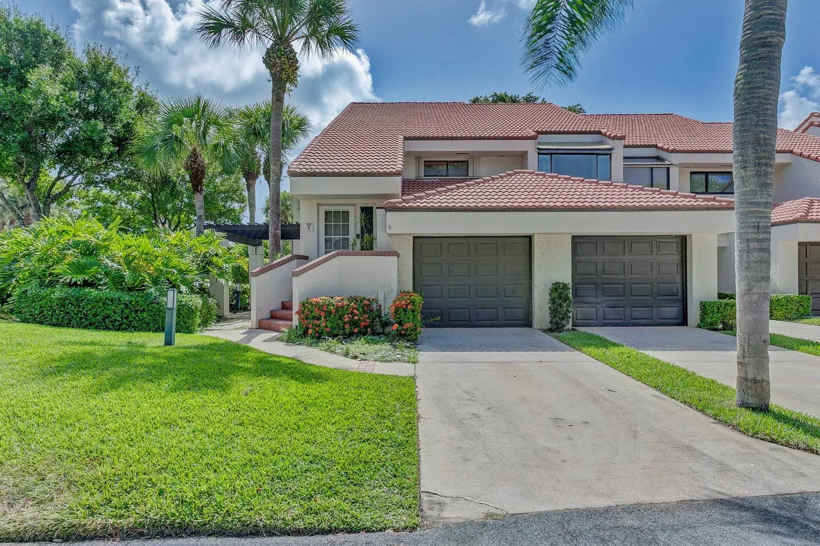 205 SEA OATS Drive, Juno Beach FL 33408