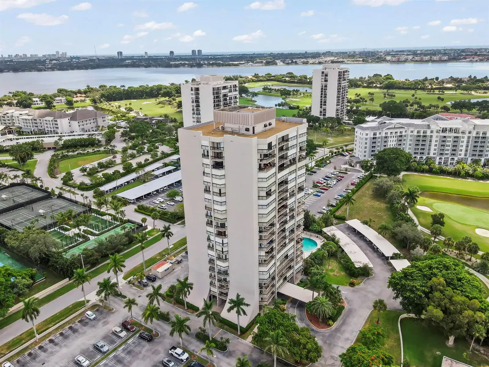 2425 PRESIDENTIAL Way # 1006, West Palm Beach FL 33401 photo 4