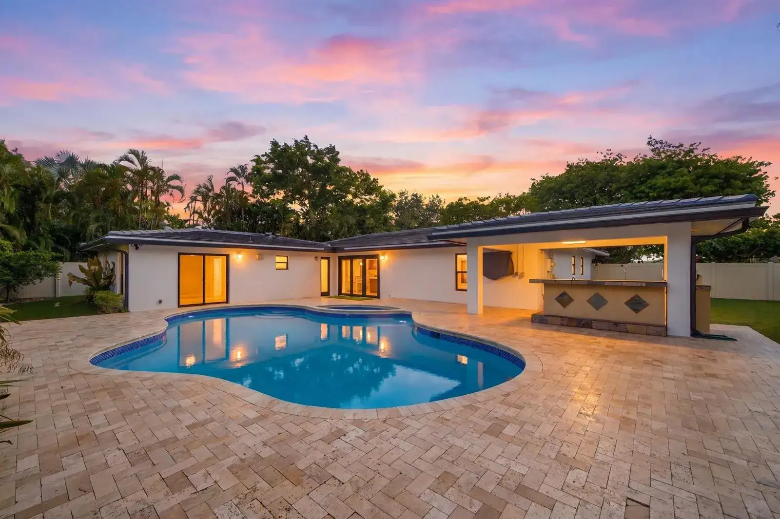1619 Bayview Drive, Fort Lauderdale FL 33305 photo 2