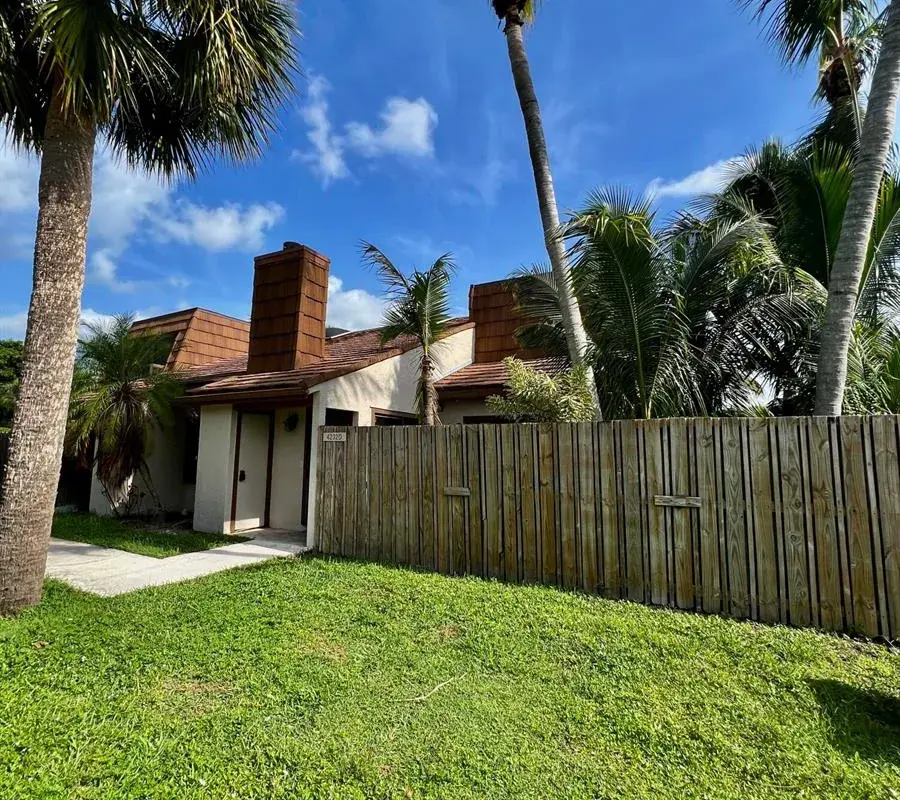 4232 PALM BAY # D, West Palm Beach FL 33406