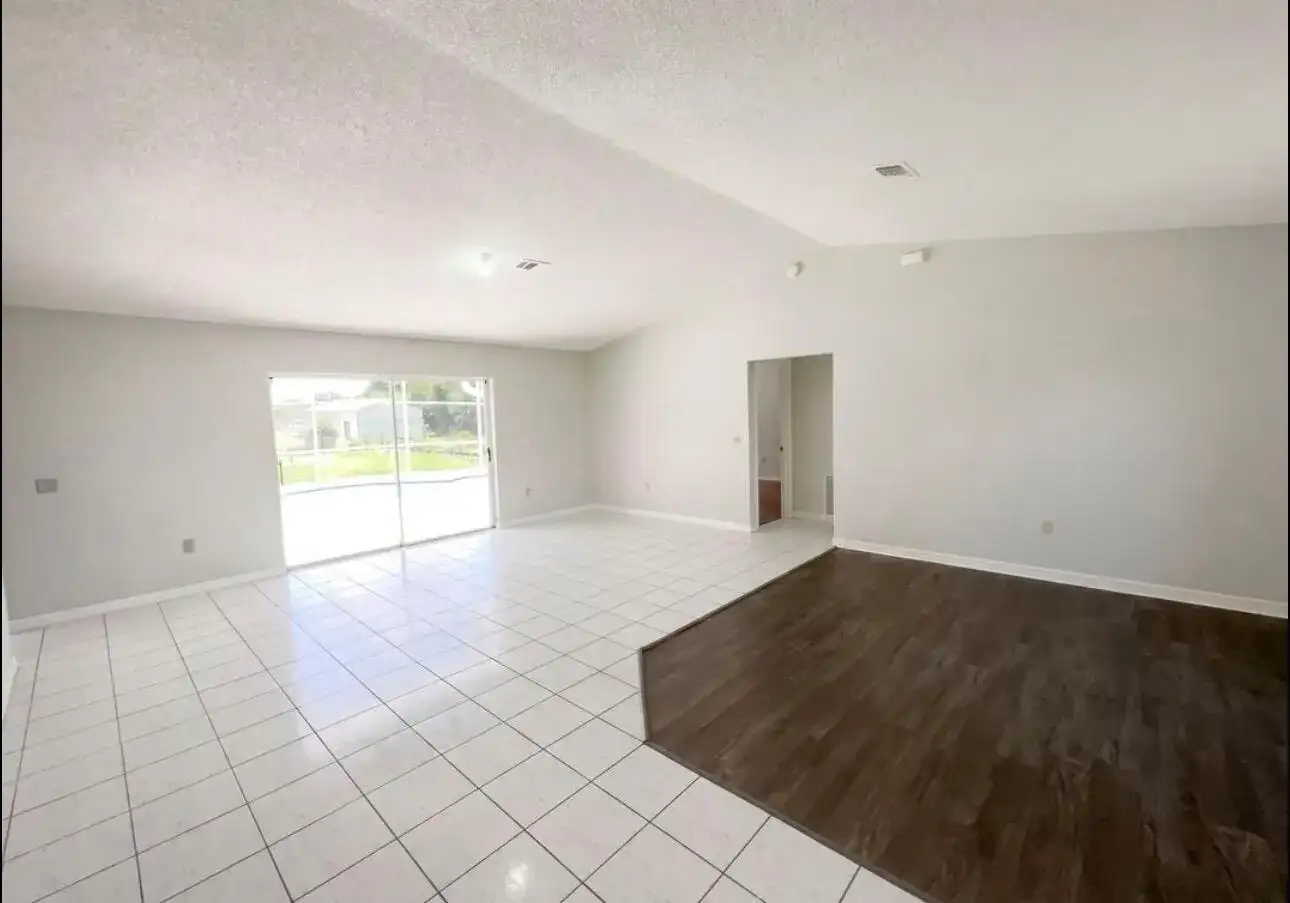 1750 EVERGREEN Court, Kissimmee FL 34746 photo 3