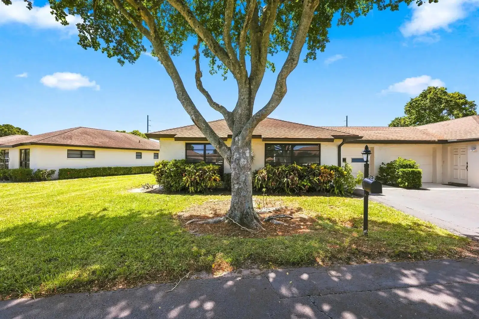4863 Dovewood Terrace, Boynton Beach FL 33436 photo 2