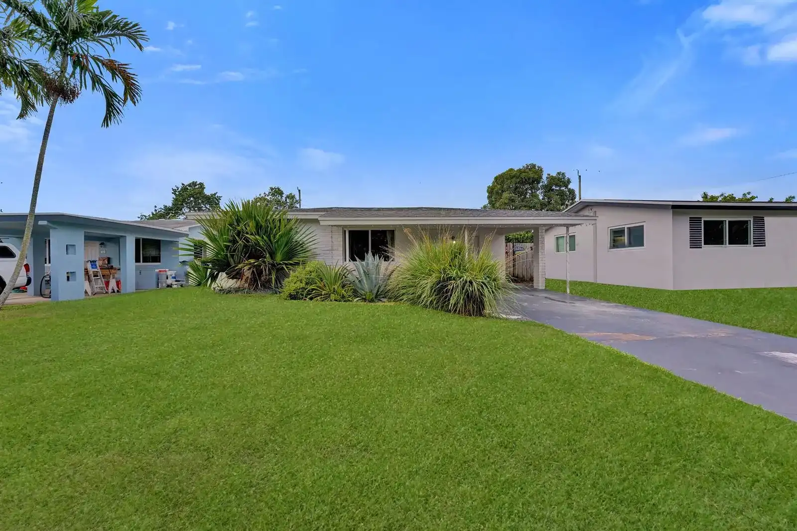 180 NW 48th Court, Oakland Park FL 33309