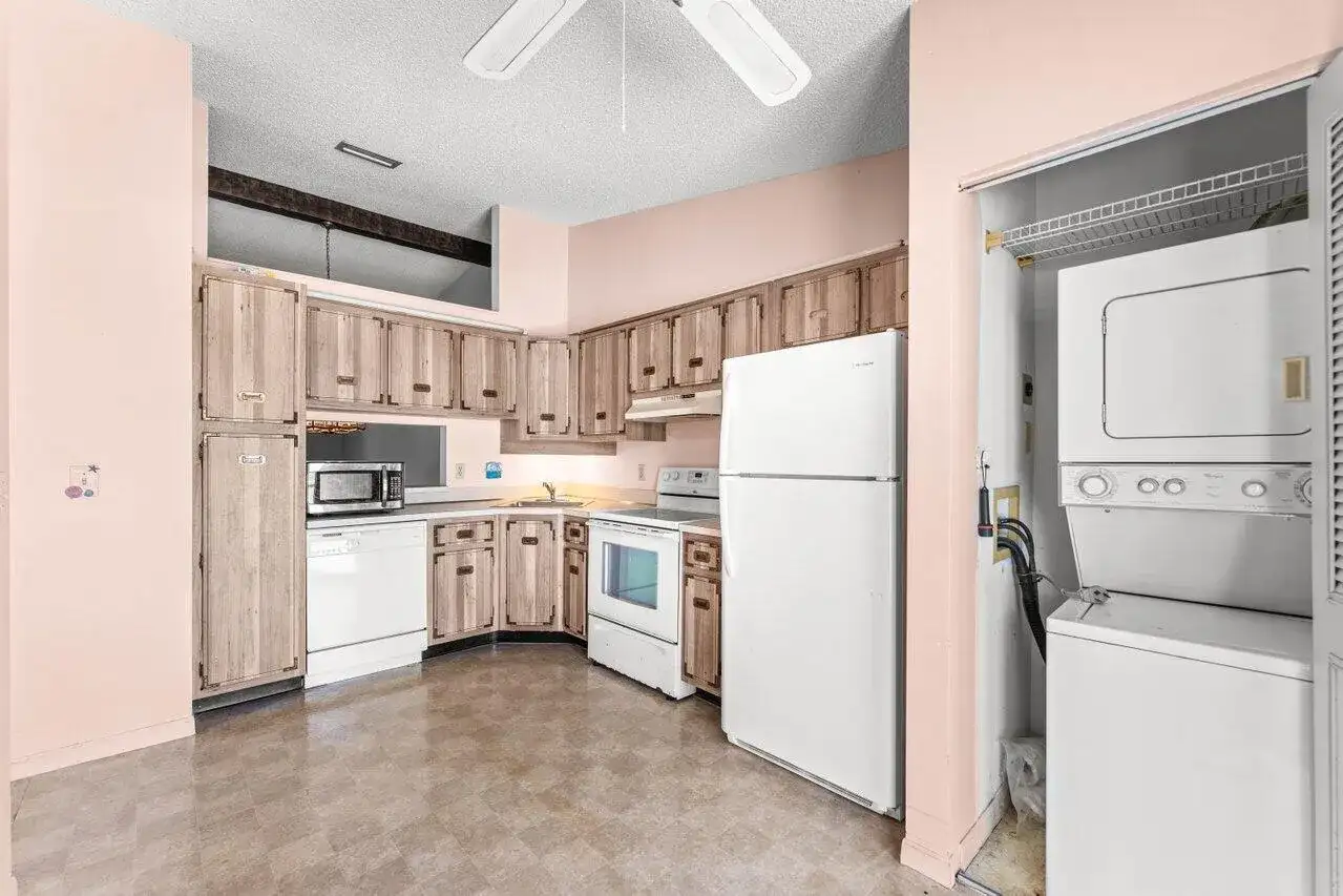 1024 Green Pine Boulevard # I, West Palm Beach FL 33409 photo 5