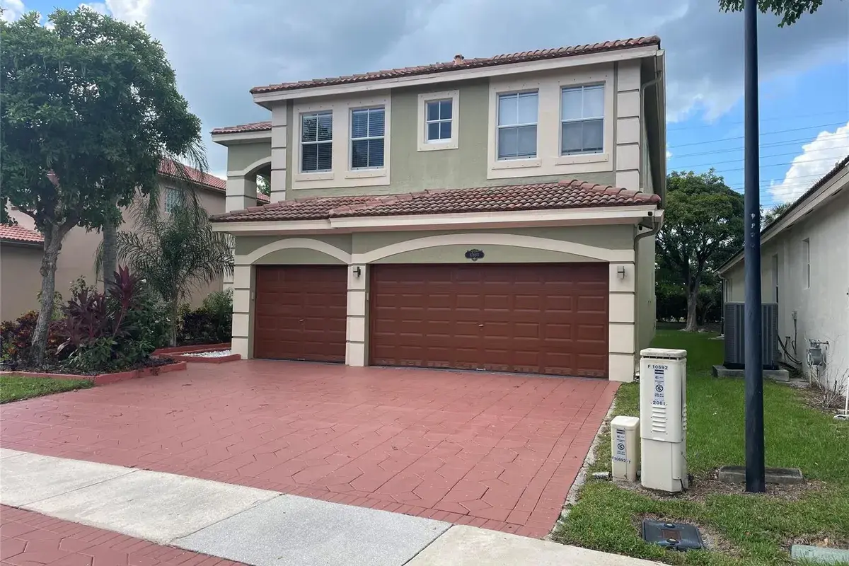 10690 Old Hammock Way, Wellington FL 33414