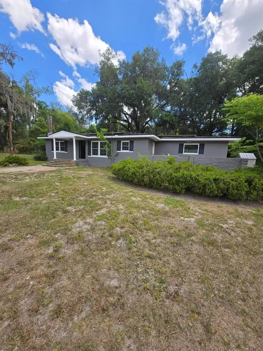 8305 HOGAN Road, Jacksonville FL 32216