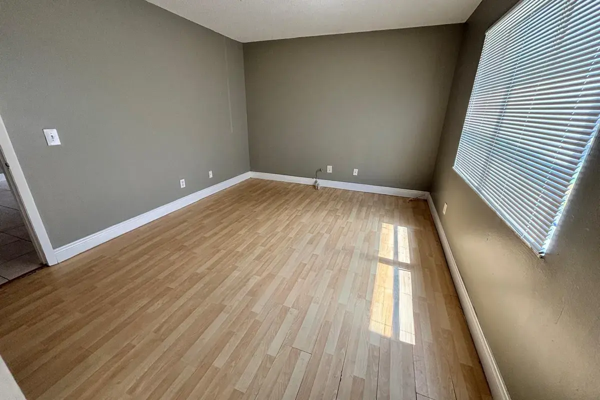 704 NW 103rd Terrace # 102, Pembroke Pines FL 33026