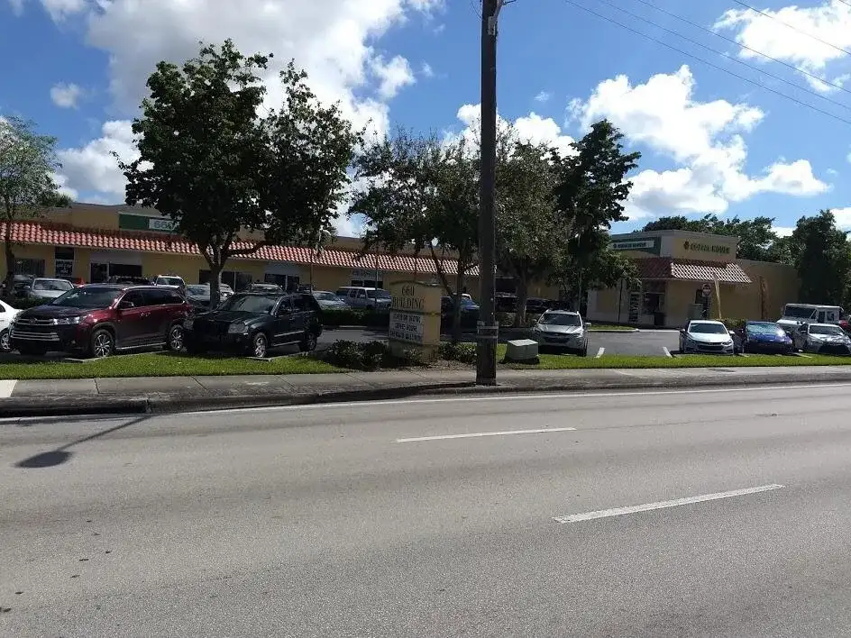 660 N State Rd 7, Plantation FL 33317 photo 2