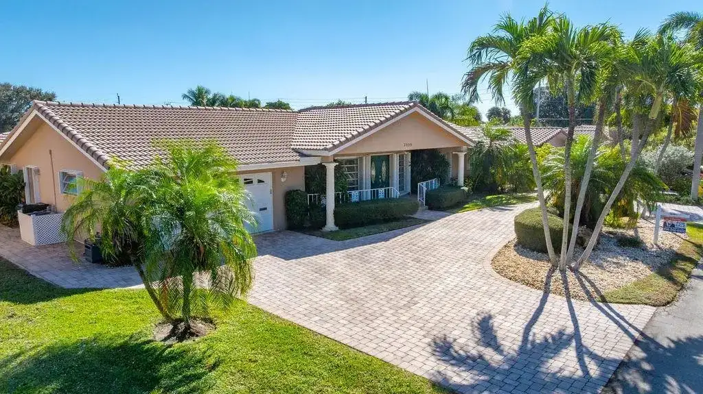 3920 NE 27TH Avenue, Lighthouse Point FL 33064 photo 5