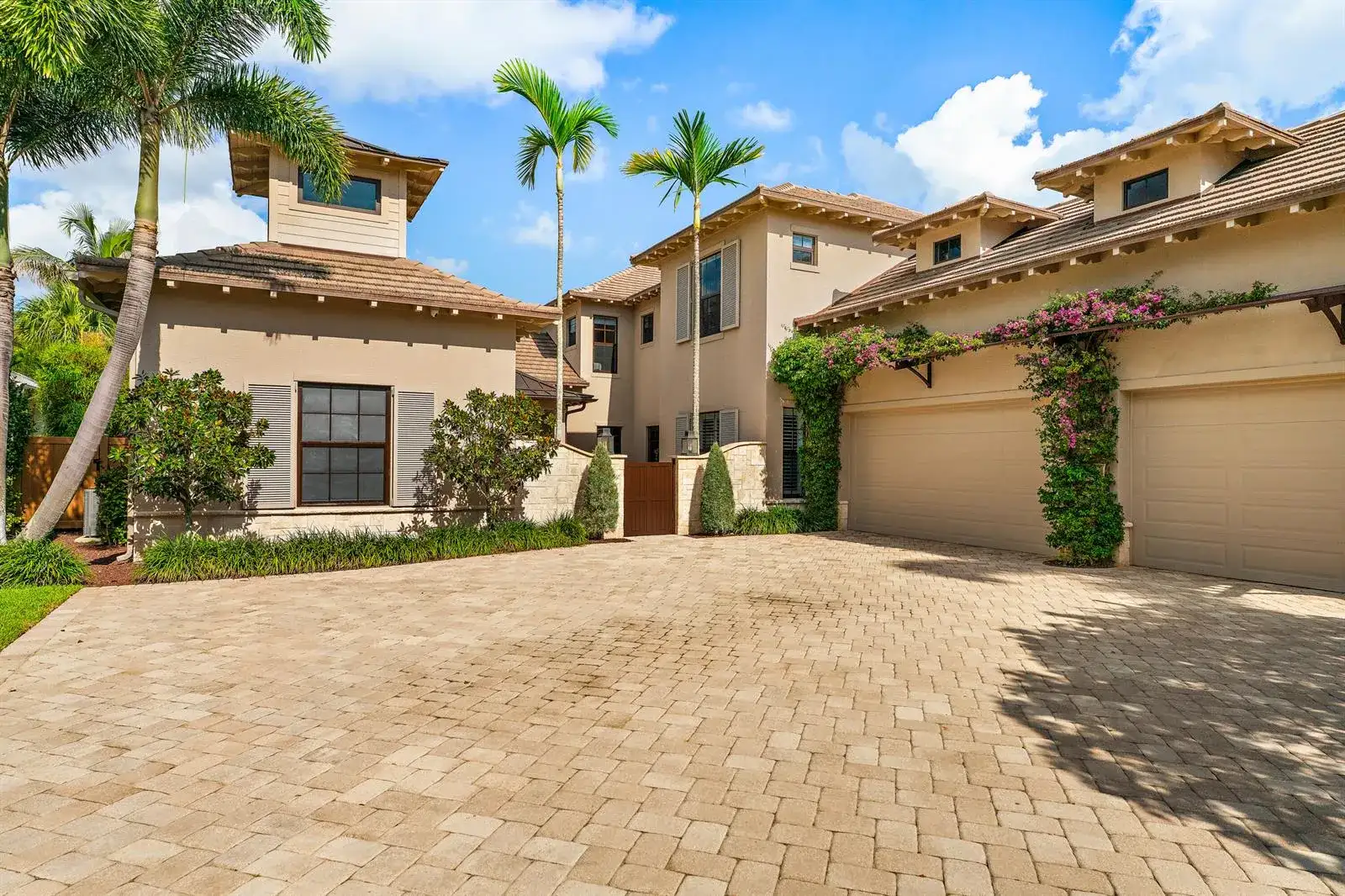 18610 SE Saint Augustine Way, Tequesta FL 33469 photo 3