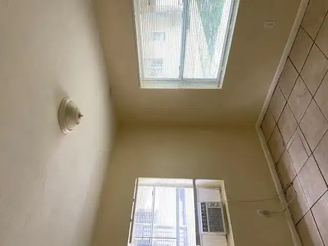 709 11TH Street # 2, West Palm Beach FL 33401 photo 2
