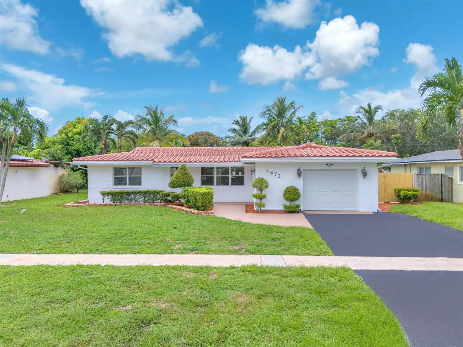 4872 NW 6TH Court, Plantation FL 33317 photo 3