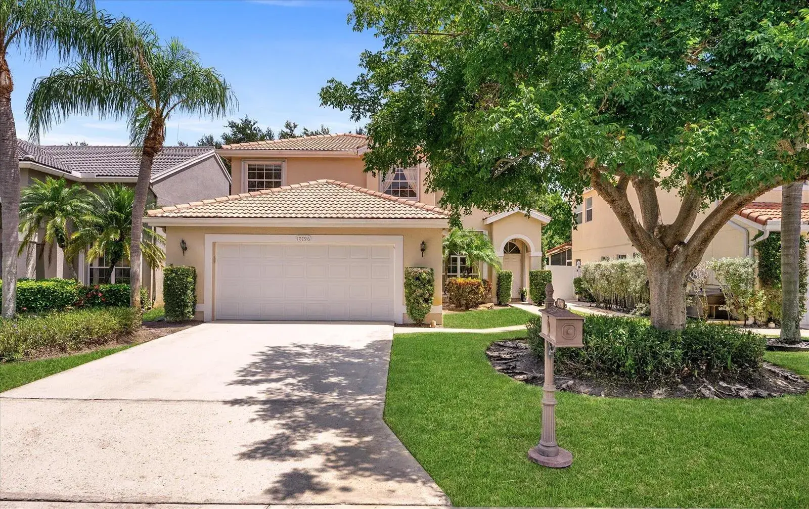 10796 Crescendo Circle, Boca Raton FL 33498