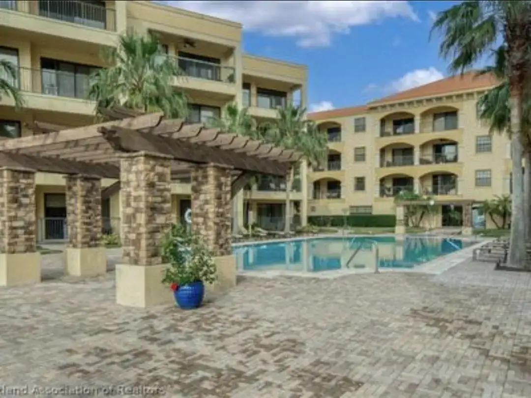 2351 Lakeview Drive # 209, Sebring FL 33870 photo 3
