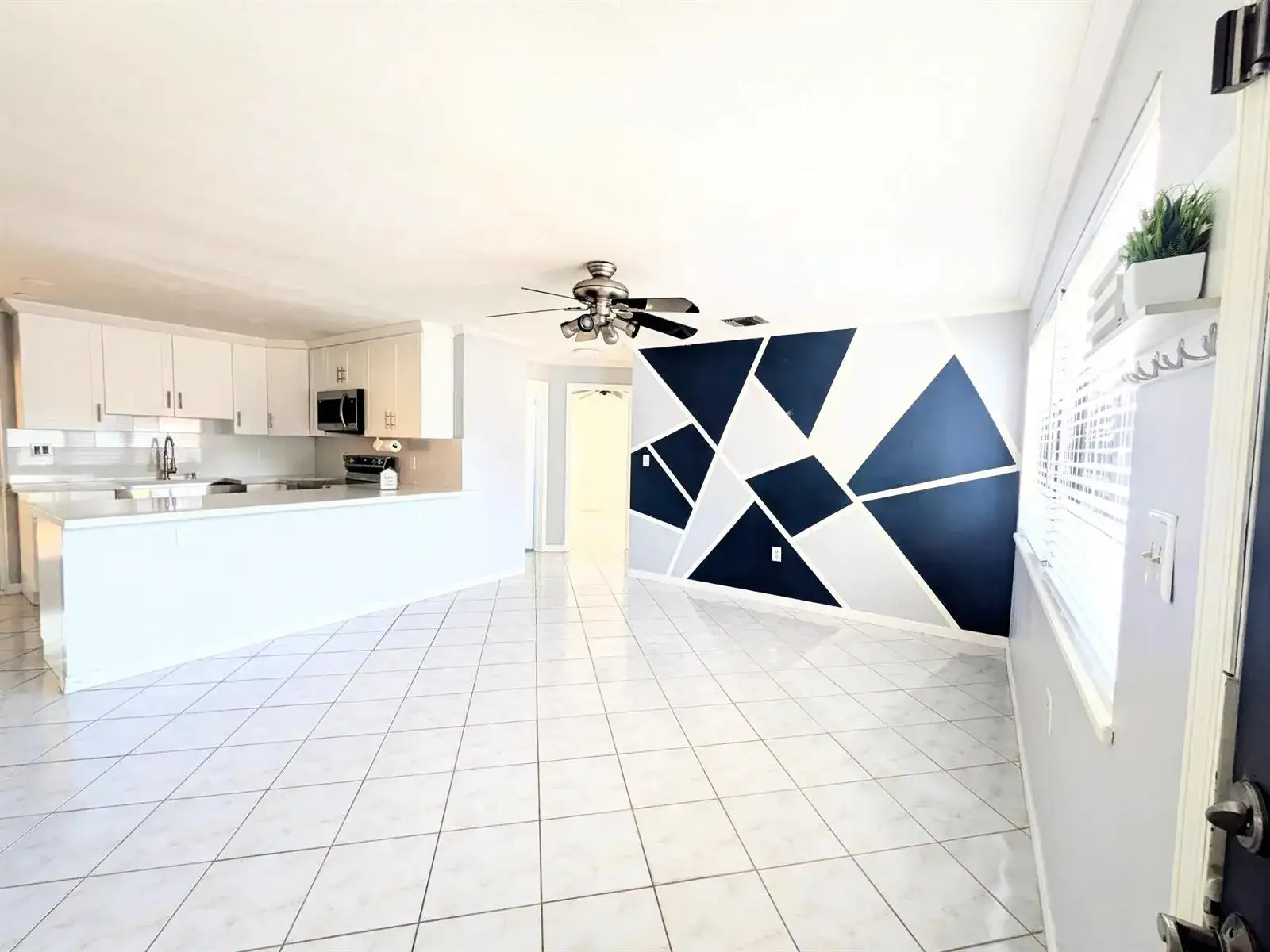 4340 N MARY Circle, Palm Beach Gardens FL 33410 photo 4