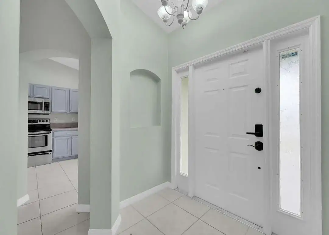 5335 NW CONLEY Drive, Port St. Lucie FL 34986 photo 2
