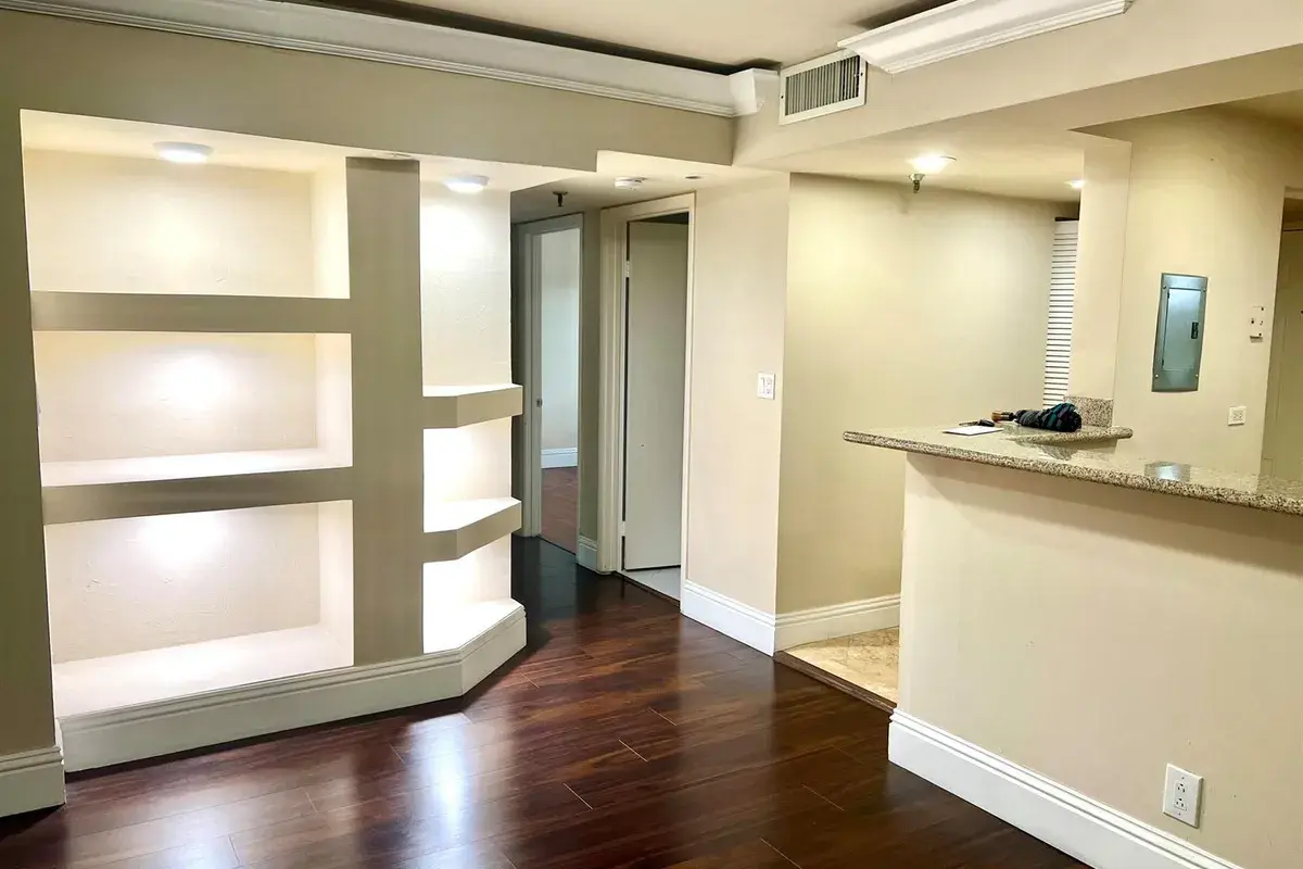 9235 SW 8th Street # 304, Boca Raton FL 33428