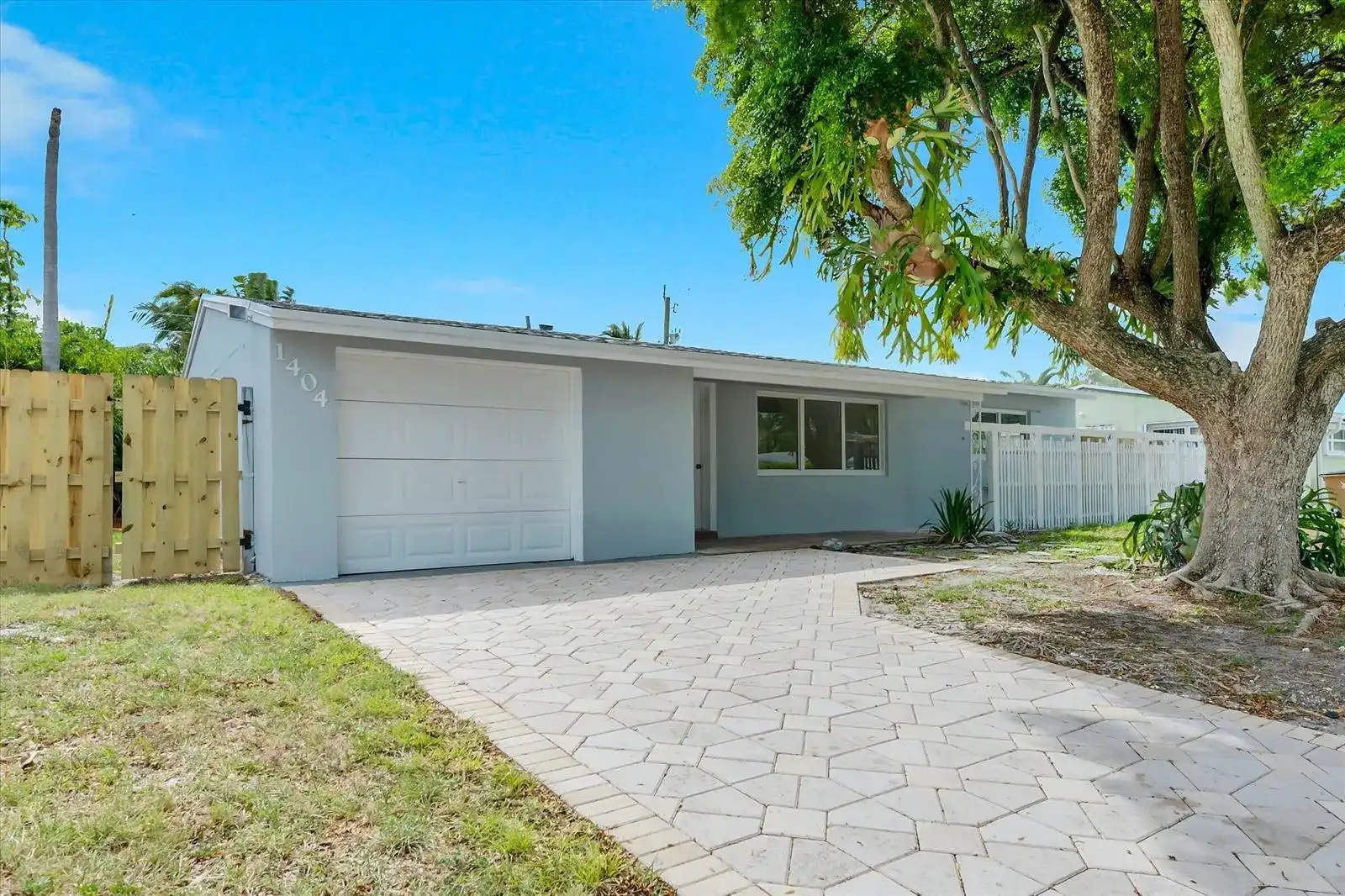 1404 SW 1ST Avenue, Deerfield Beach FL 33441