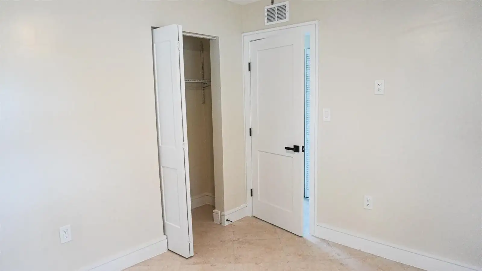 1502 AVENUE I # B, Fort Pierce FL 34950 photo 5