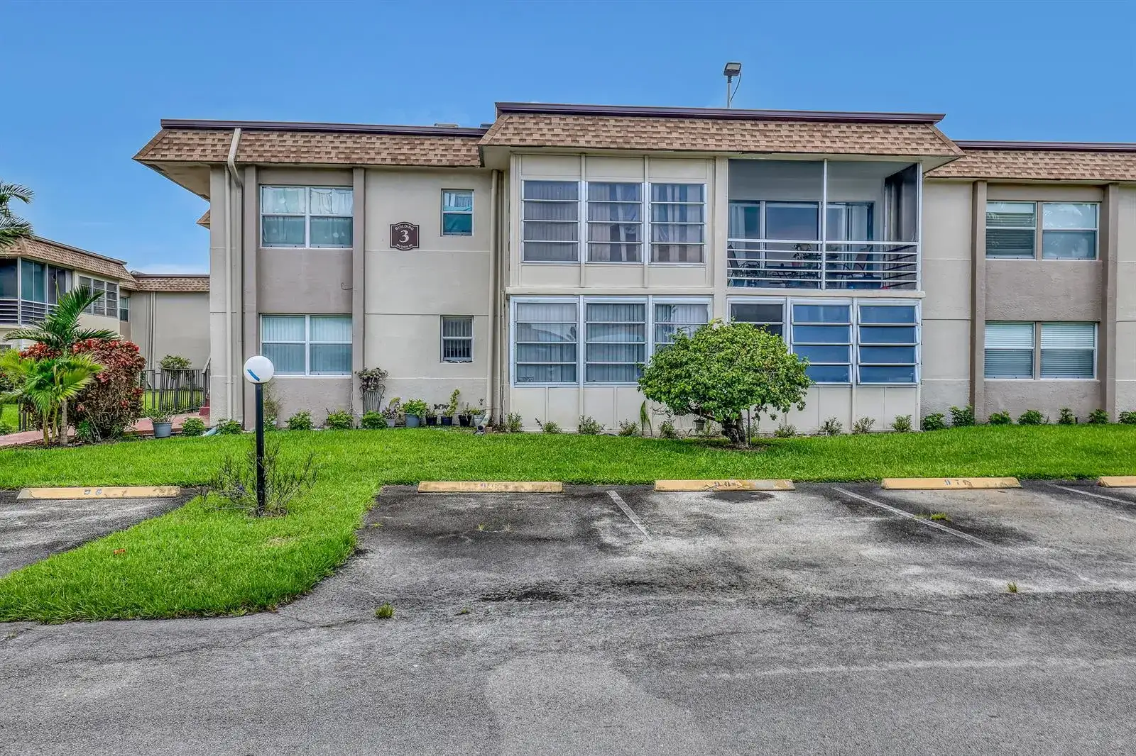 504 Davis Road # 96, Palm Springs FL 33461 photo 2