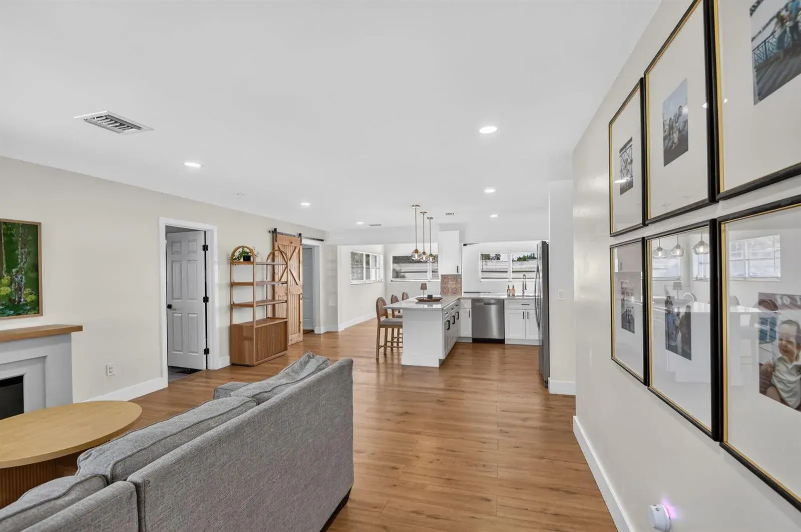 432 W Shadyside Circle, West Palm Beach FL 33415