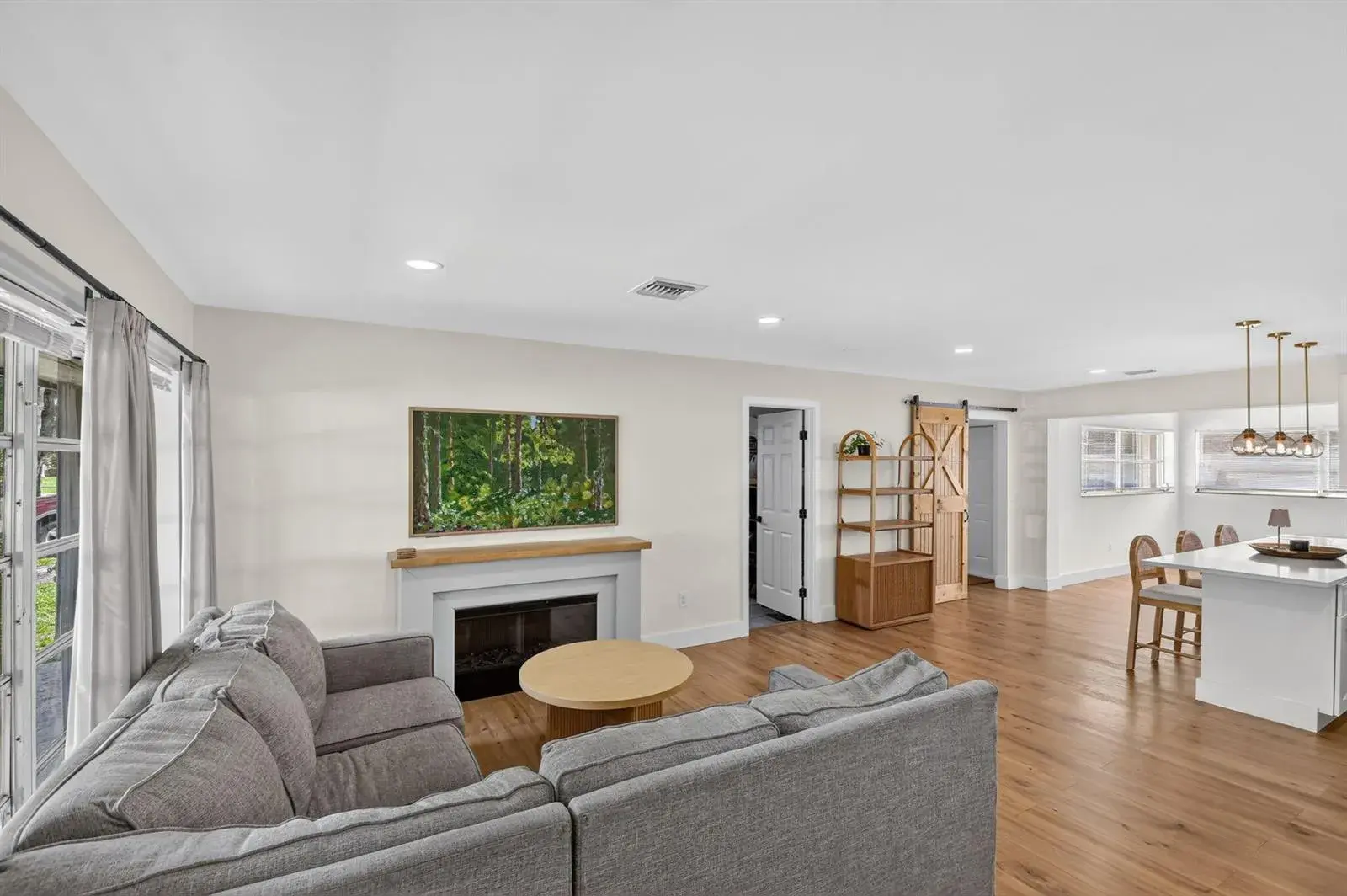 432 W Shadyside Circle, West Palm Beach FL 33415