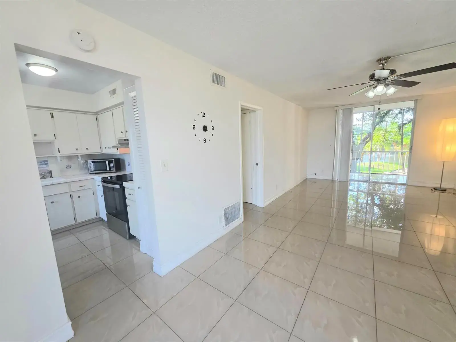 777 SE 2nd Avenue # 207, Deerfield Beach FL 33441