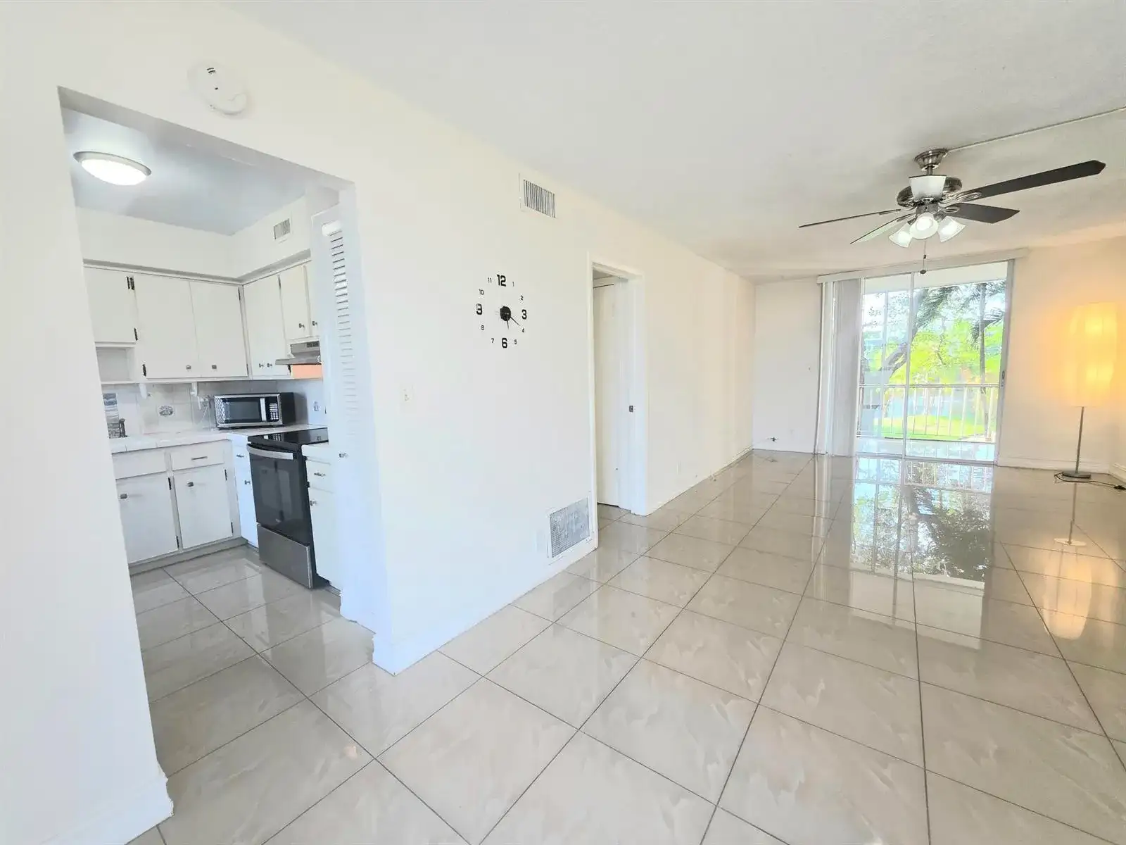 777 SE 2nd Avenue # 207, Deerfield Beach FL 33441 photo 3