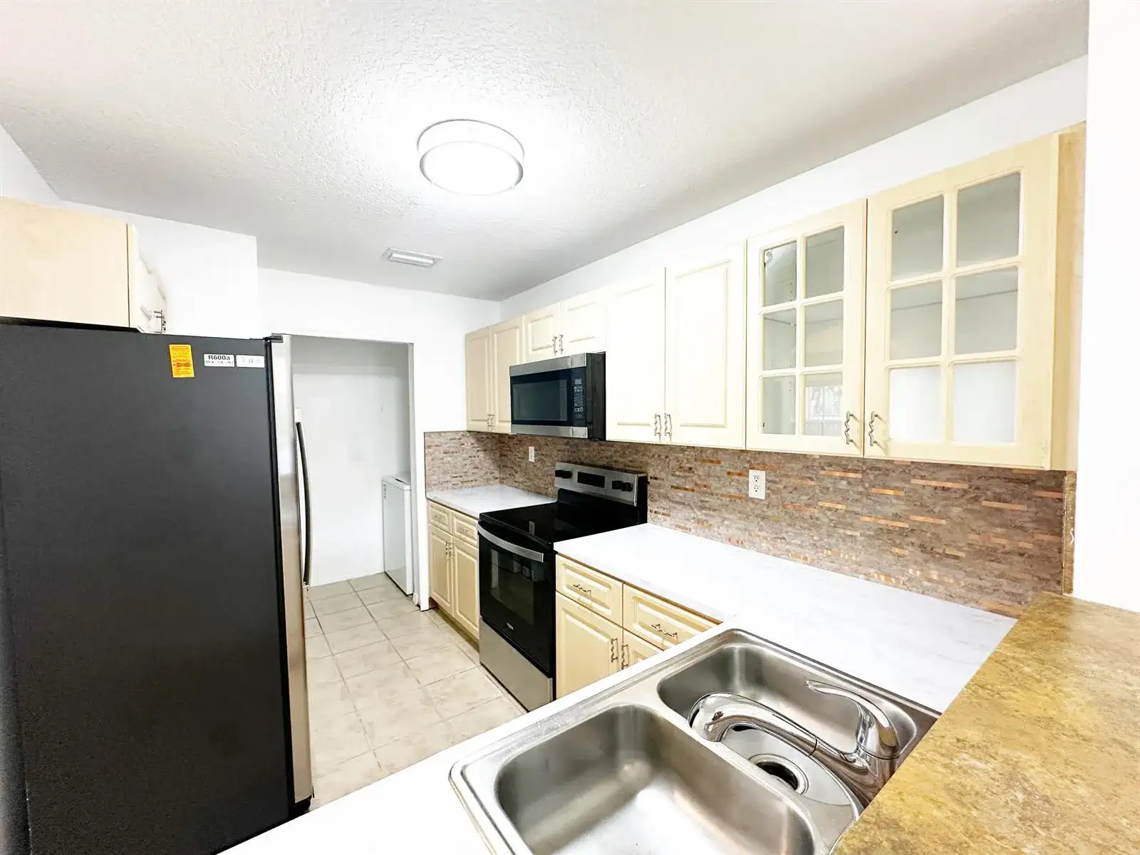 614 SW 106TH Avenue # 1507, Pembroke Pines FL 33025 photo 3