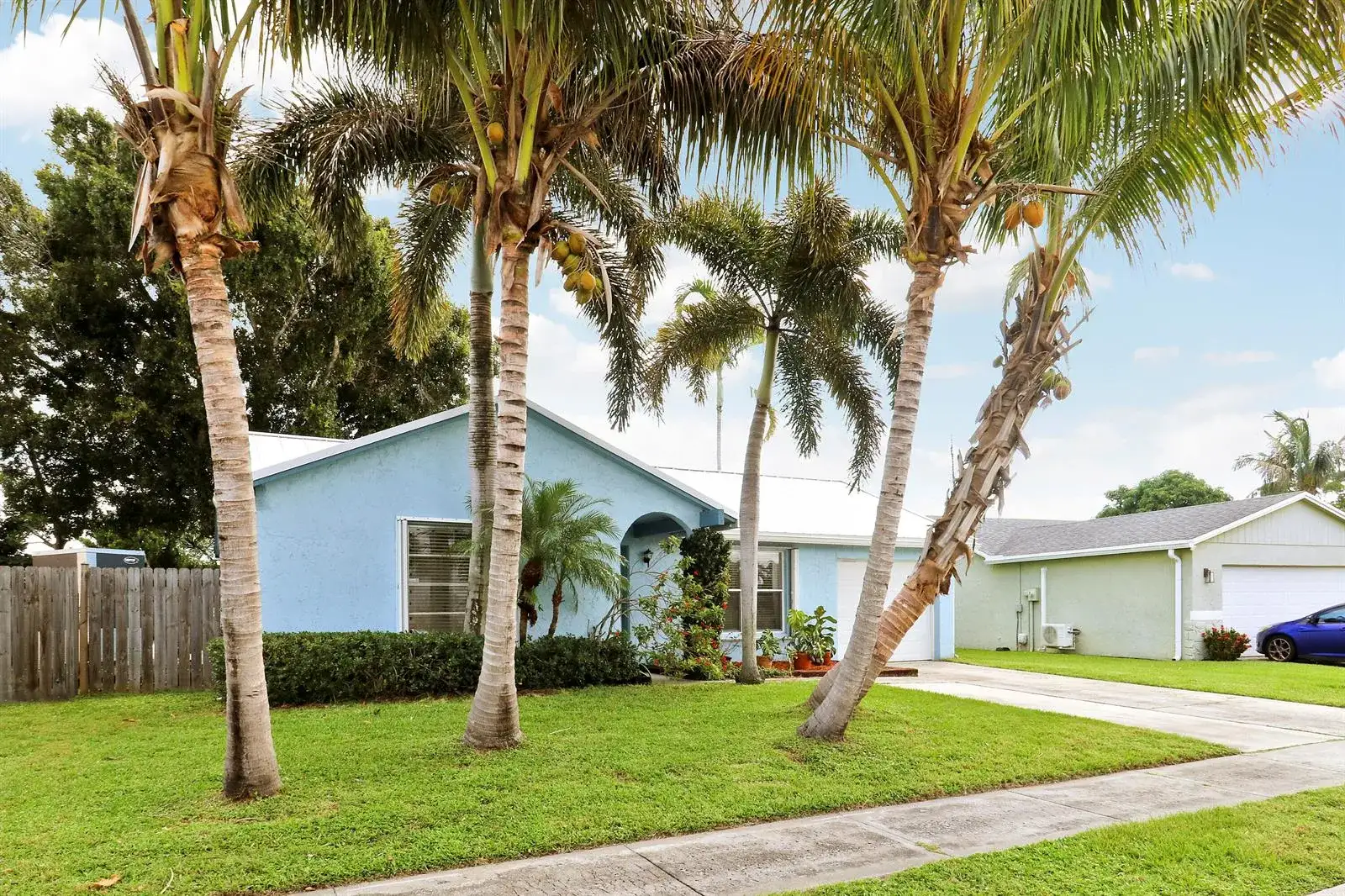 104 BANYAN Circle, Jupiter FL 33458 photo 3