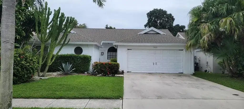13025 MEADOWBREEZE Drive, Wellington FL 33414