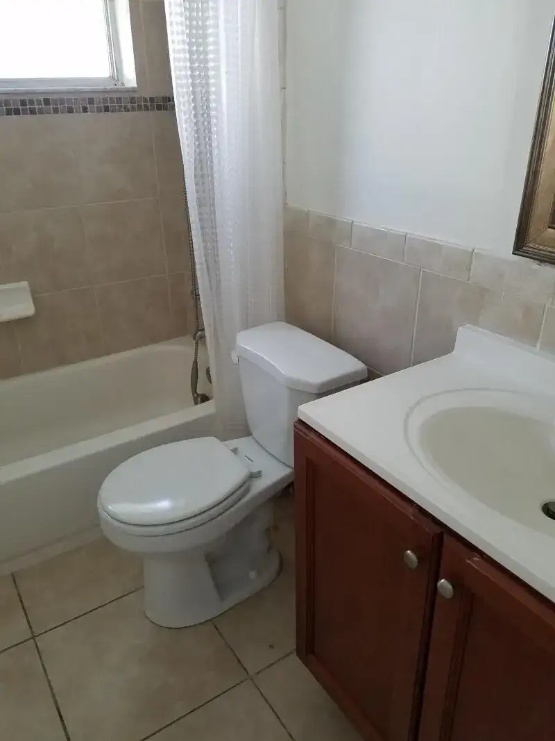 4934 NW 55th Court, Tamarac FL 33319 photo 4