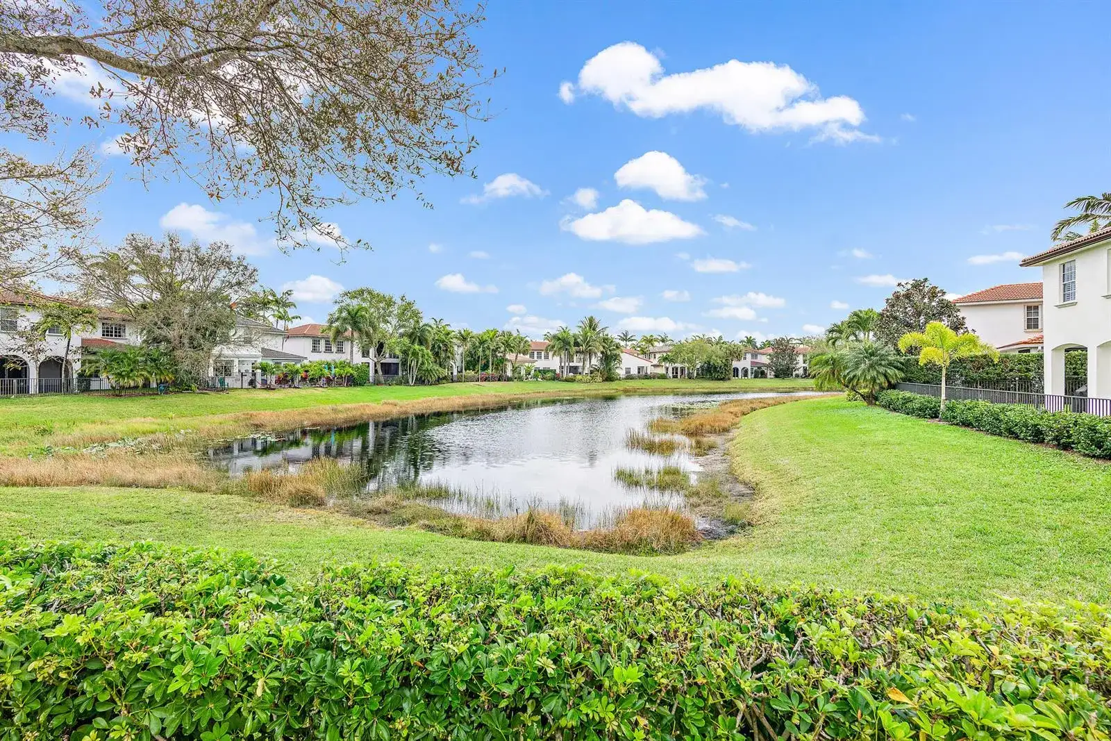 1058 Vintner Boulevard, Palm Beach Gardens FL 33410 photo 4