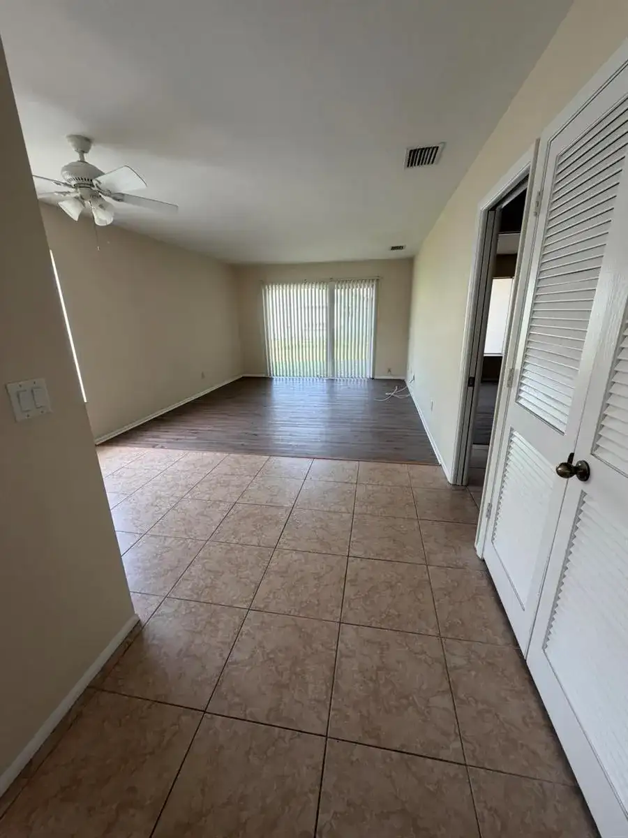 1720 SE Linpark Court, Port St. Lucie FL 34952 photo 4