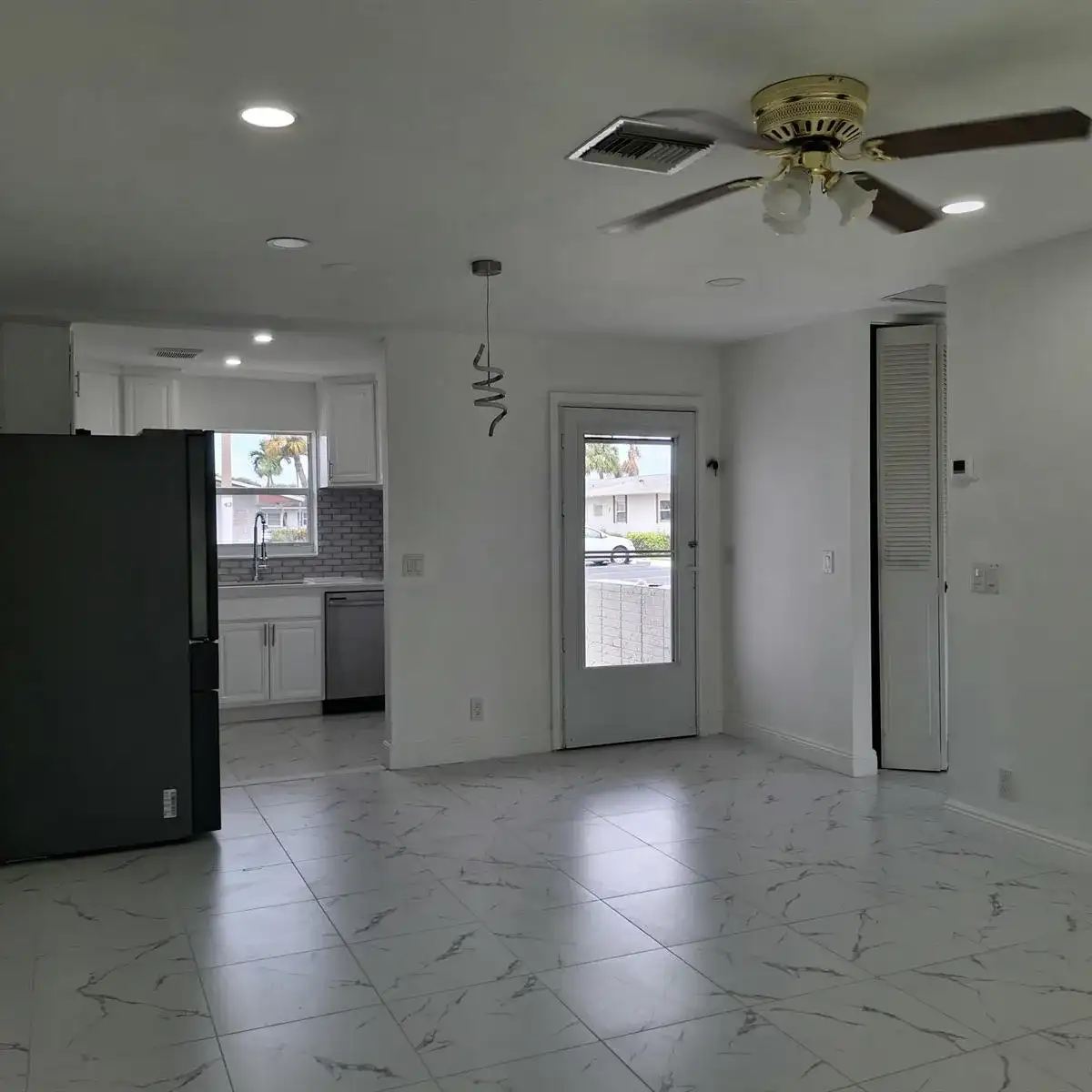 2739 Emory Drive W # J, West Palm Beach FL 33415 photo 4