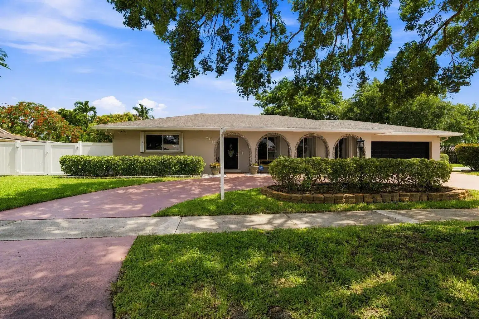 7381 SW 9TH Street, Plantation FL 33317 photo 2