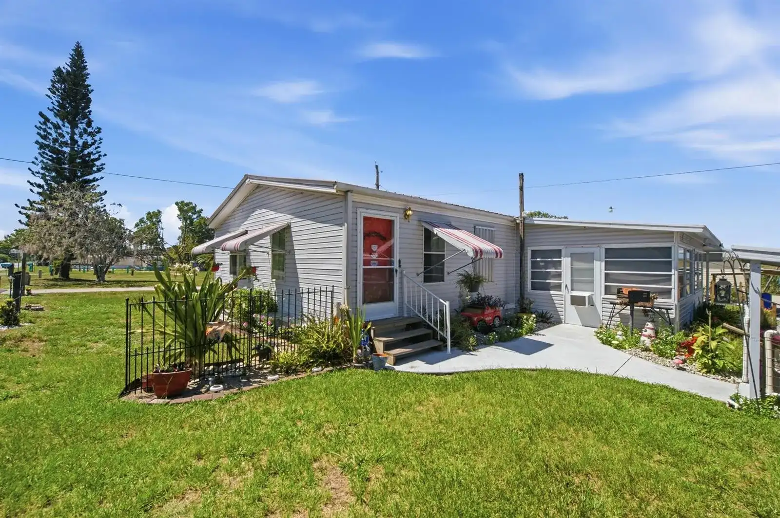 7943 SE 97TH Court, Okeechobee FL 34974