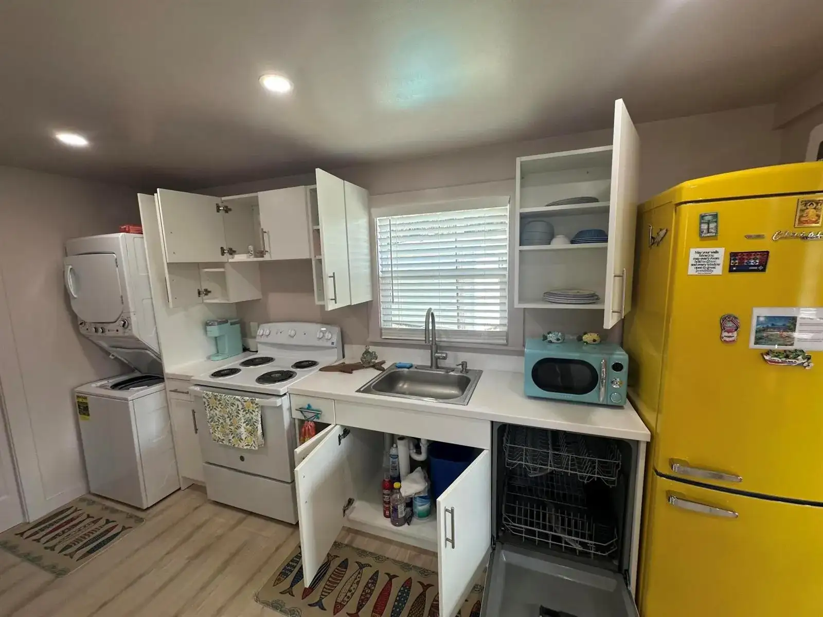 2472 NE Pine Avenue, Jensen Beach FL 34957 photo 5