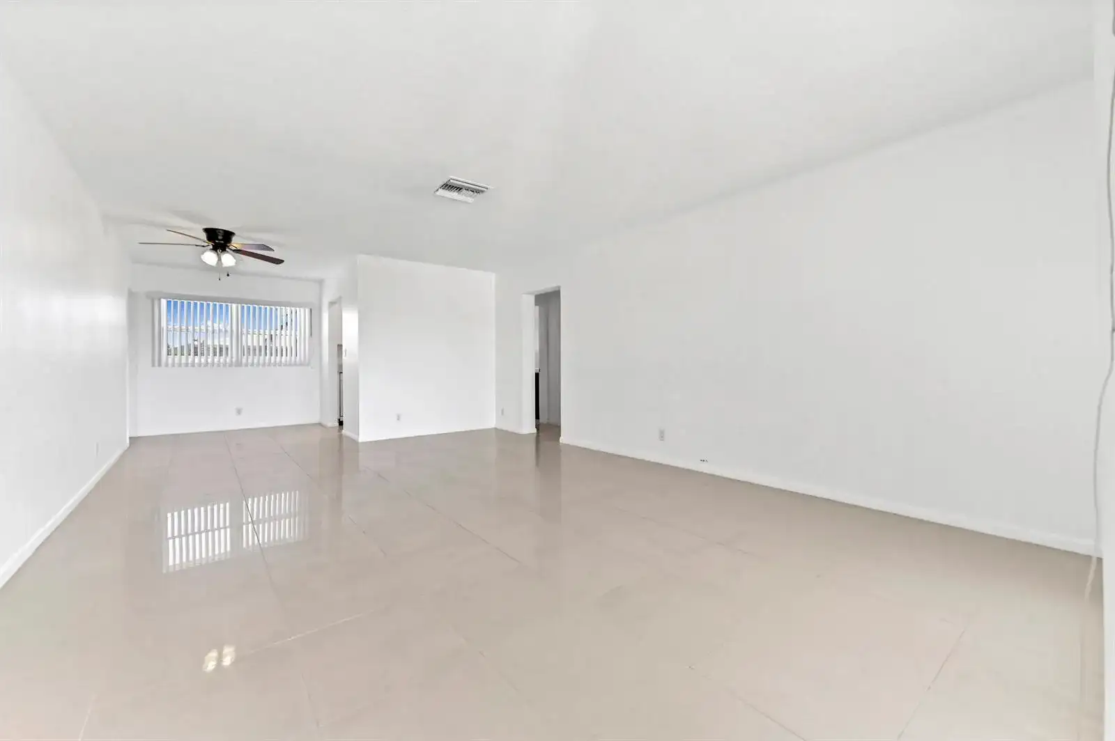 2755 NE 28th Avenue # 1, Lighthouse Point FL 33064 photo 2