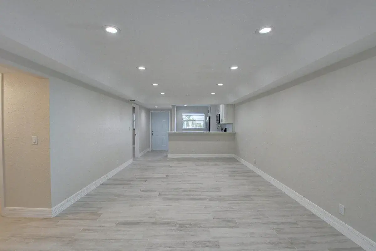 398 W Camino Real # 6, Boca Raton FL 33432