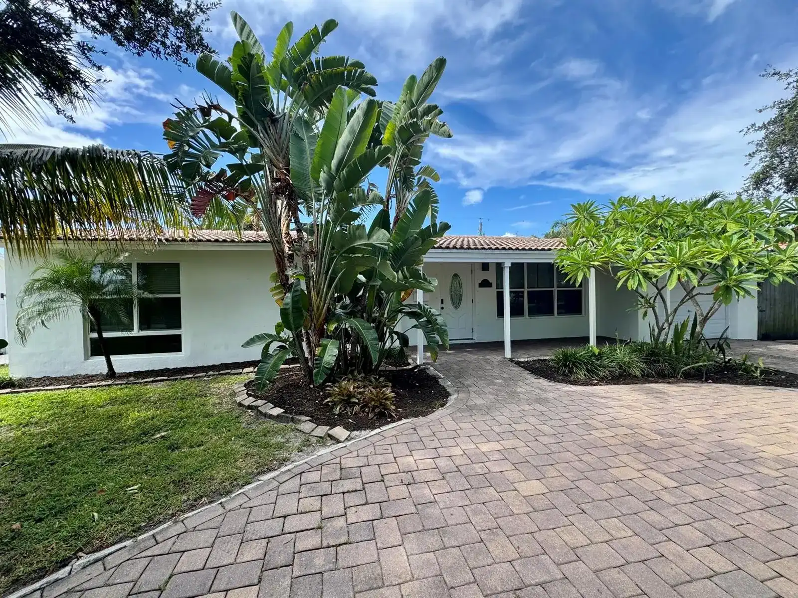 924 SE 8TH Court, Deerfield Beach FL 33441
