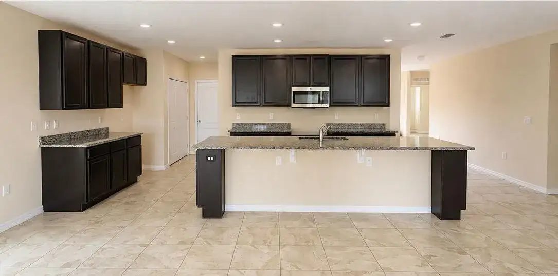 5332 NW WISK FERN Circle, Port St. Lucie FL 34986 photo 3