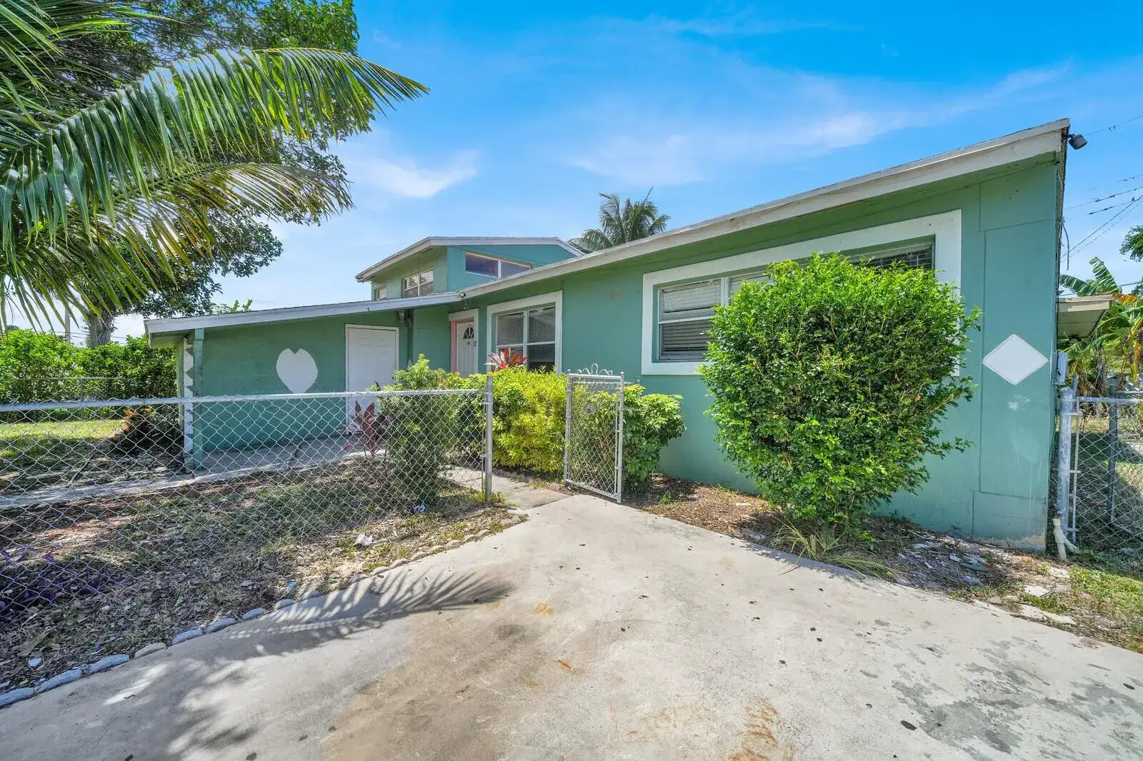 111 Ocean Parkway, Boynton Beach FL 33435 photo 2
