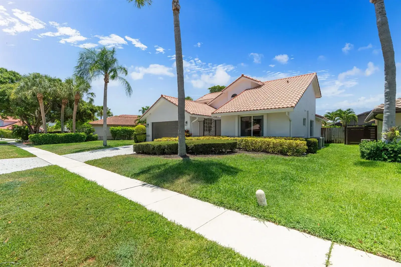 23173 L'Ermitage Circle, Boca Raton FL 33433 photo 2