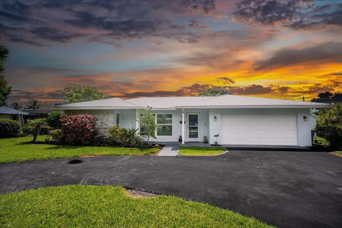 2066 5TH Court SE, Vero Beach FL 32962