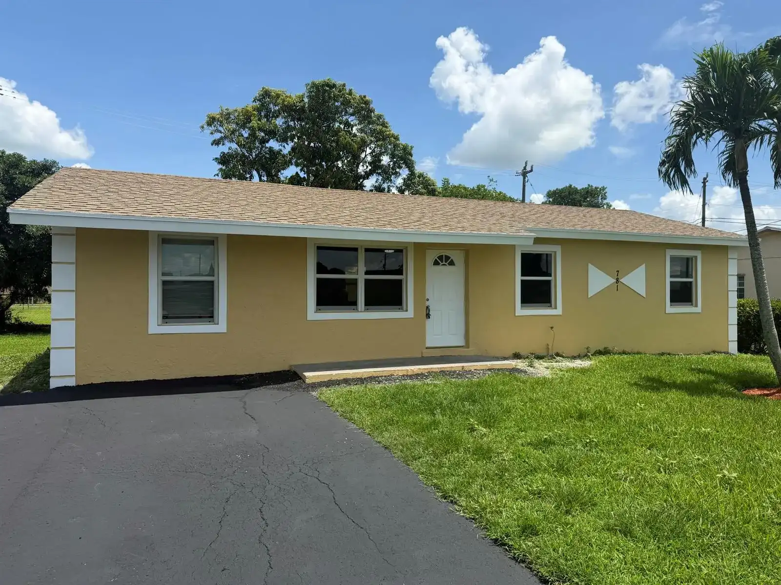 781 SW 12TH Street, Belle Glade FL 33430